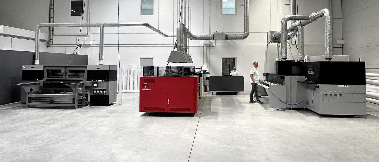 Leuchtwand - Produktion Leuchtwand - Produktion